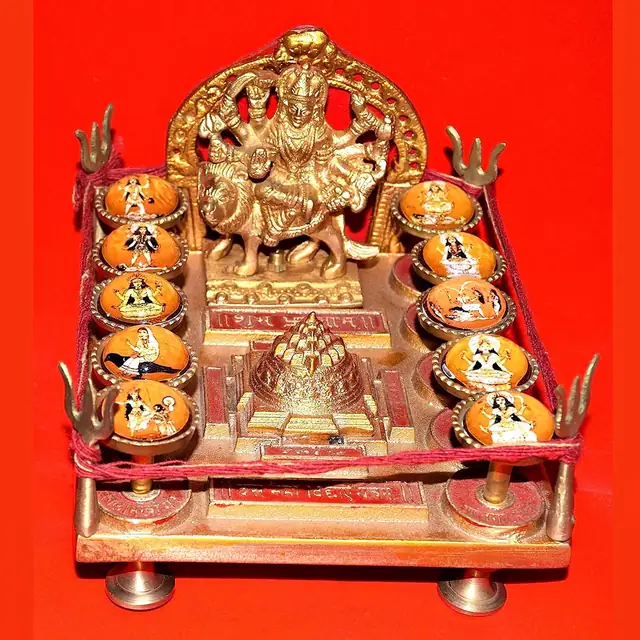 Dus Mahavidya Yantra Chowki in asthdhatu – image 2